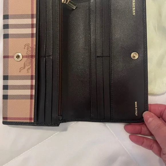 Burberry Beige and Black/brown Plaid Wallet - Picture 9 of 12